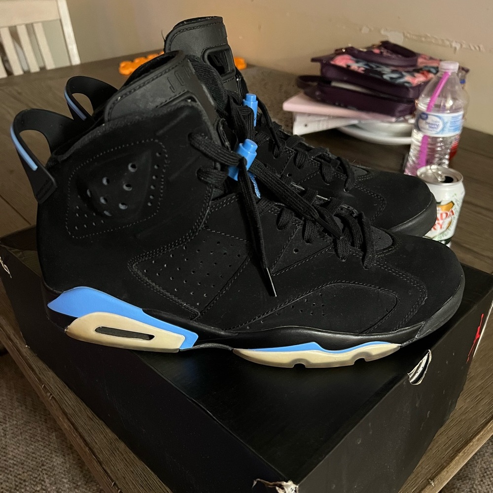 Air Jordan Retro 6